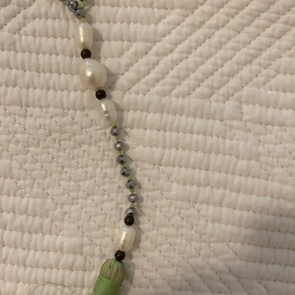 Beautiful pearl and beaded long necklace 🇨🇦 - Picture 4 of 5